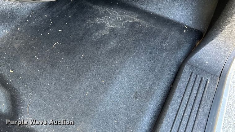 image for item ED2319 2011 Chevrolet Silverado 1500 Ext. Cab pickup truck