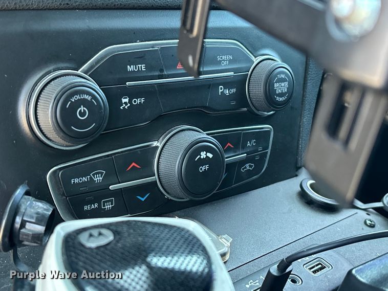 image for item ED2320 2021 Dodge Charger Police 