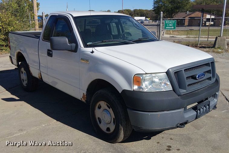image for item ED4307 2005 Ford F150 pickup truck