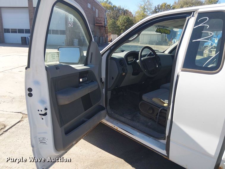 image for item ED4307 2005 Ford F150 pickup truck