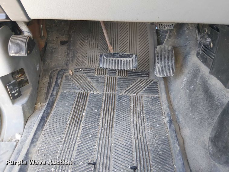 image for item ED4307 2005 Ford F150 pickup truck