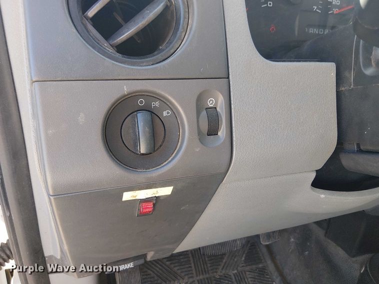 image for item ED4307 2005 Ford F150 pickup truck