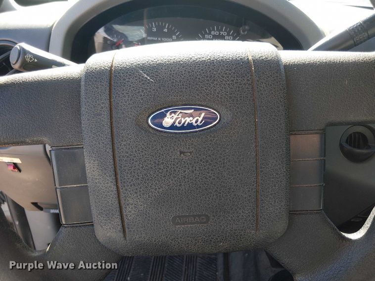 image for item ED4307 2005 Ford F150 pickup truck