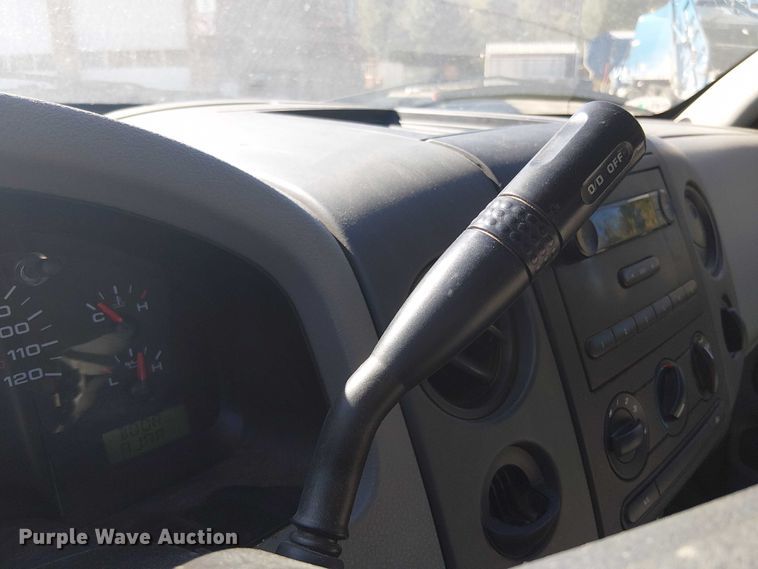 image for item ED4307 2005 Ford F150 pickup truck