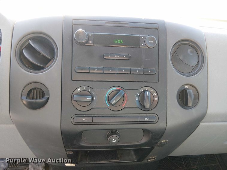 image for item ED4307 2005 Ford F150 pickup truck