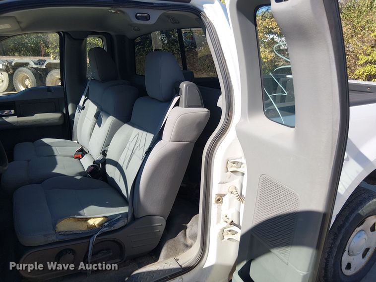 image for item ED4307 2005 Ford F150 pickup truck