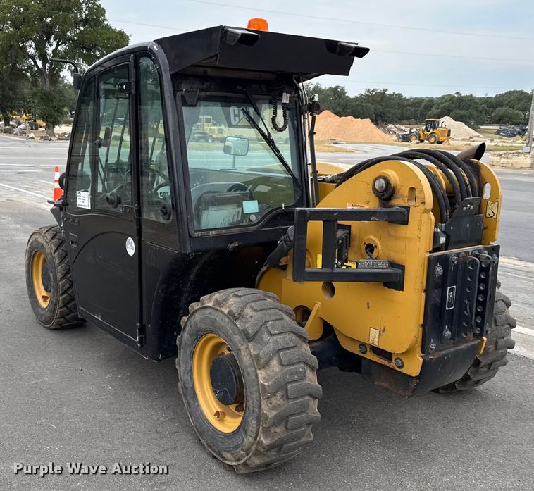 image for item ED5828 2016 Caterpillar TH255C telehandler