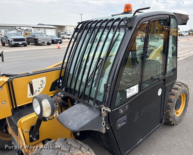 image for item ED5828 2016 Caterpillar TH255C telehandler