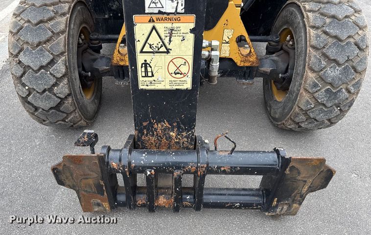 image for item ED5828 2016 Caterpillar TH255C telehandler