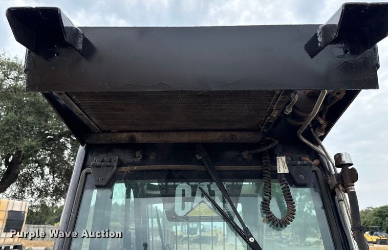 image for item ED5828 2016 Caterpillar TH255C telehandler