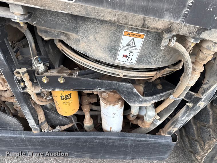 image for item ED5828 2016 Caterpillar TH255C telehandler