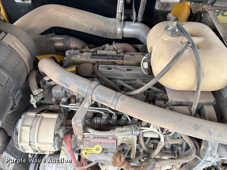 image for item ED5828 2016 Caterpillar TH255C telehandler