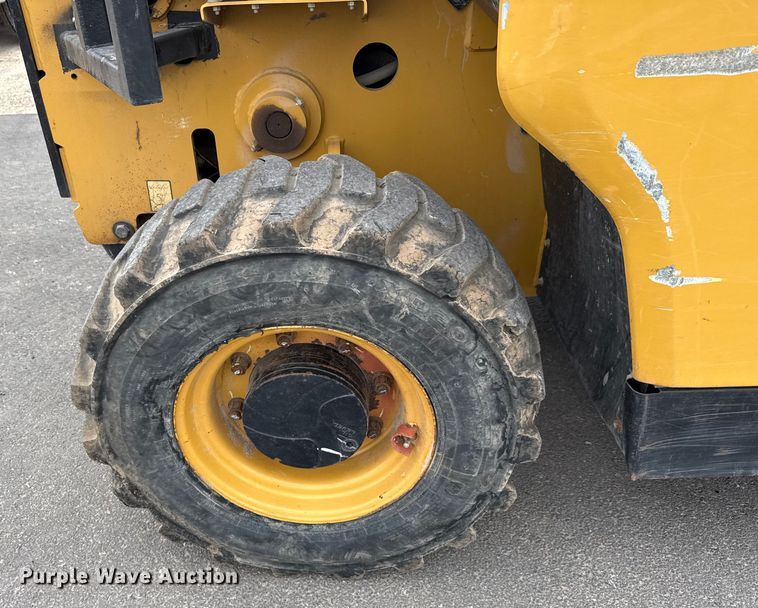 image for item ED5828 2016 Caterpillar TH255C telehandler