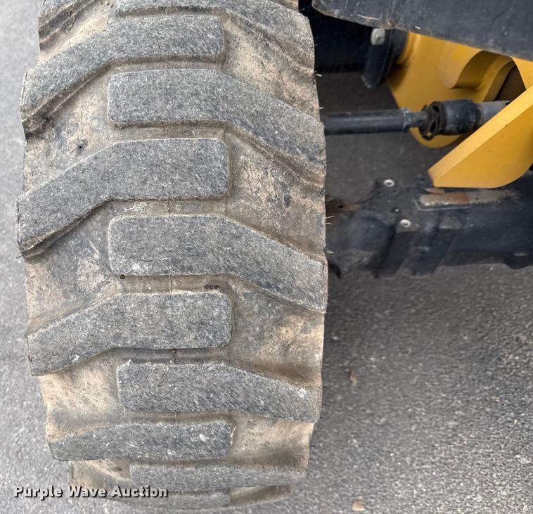 image for item ED5828 2016 Caterpillar TH255C telehandler