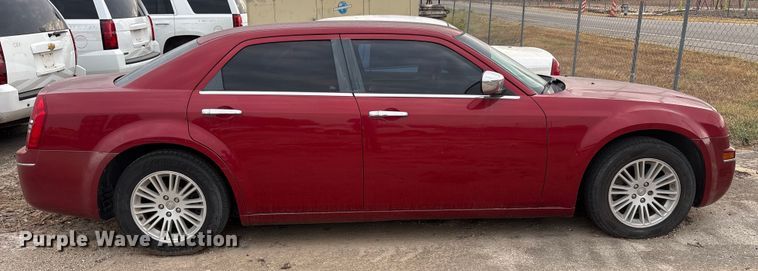 image for item ED5829 2010 Chrysler 300 