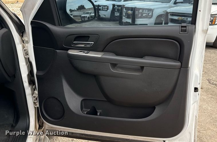 image for item ED5834 2013 Chevrolet Tahoe Police SUV