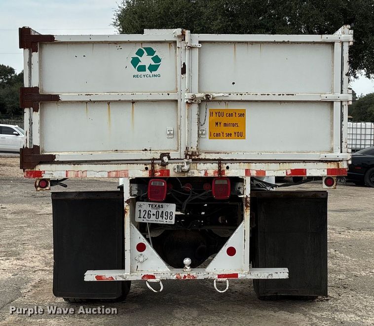 image for item ED5835 2004 Ford F750 dump truck