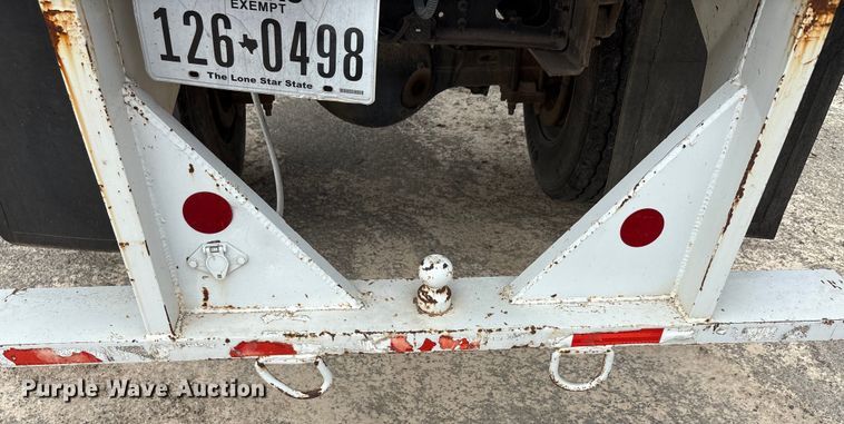 image for item ED5835 2004 Ford F750 dump truck