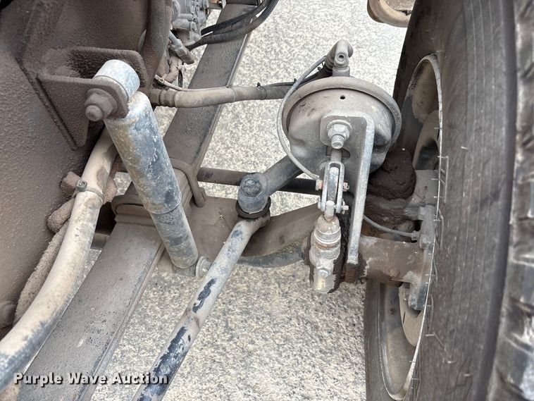 image for item ED5835 2004 Ford F750 dump truck