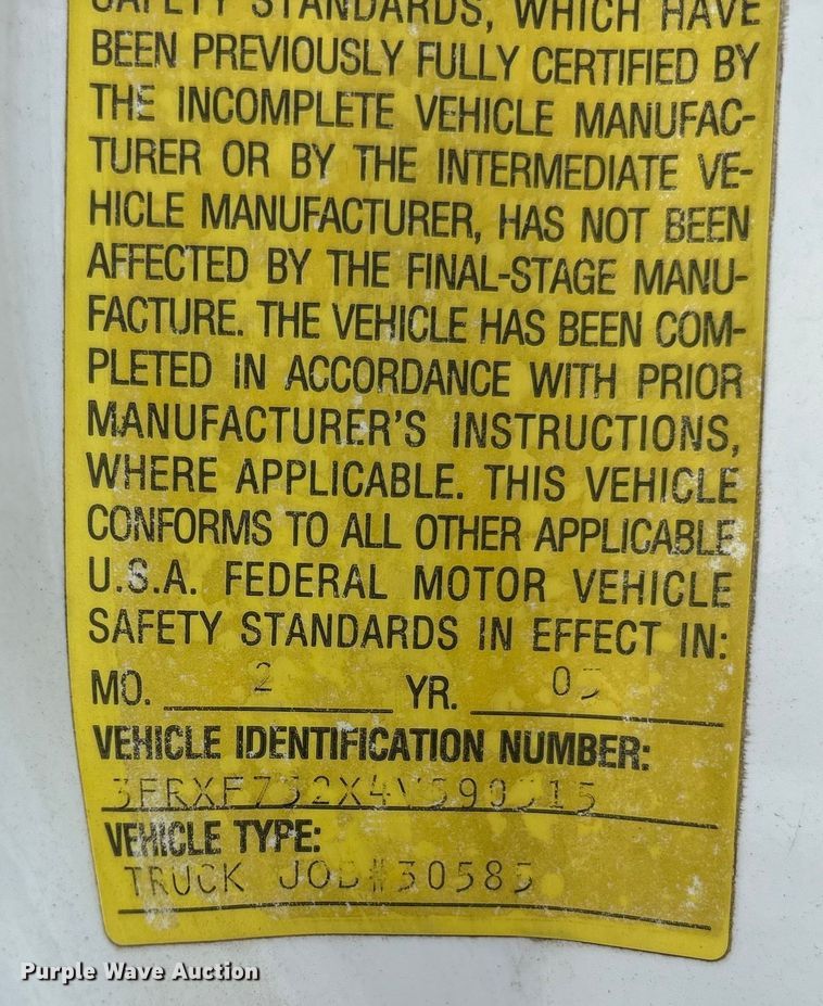 image for item ED5835 2004 Ford F750 dump truck