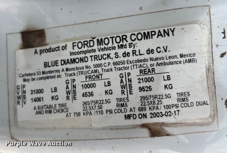 image for item ED5835 2004 Ford F750 dump truck