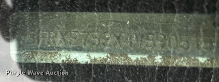 image for item ED5835 2004 Ford F750 dump truck