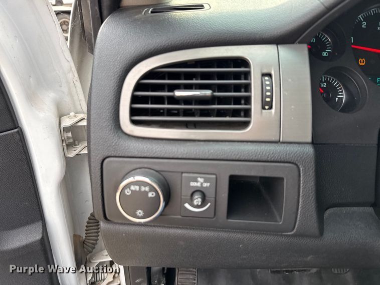 image for item ED5846 2014 Chevrolet Tahoe Police SUV