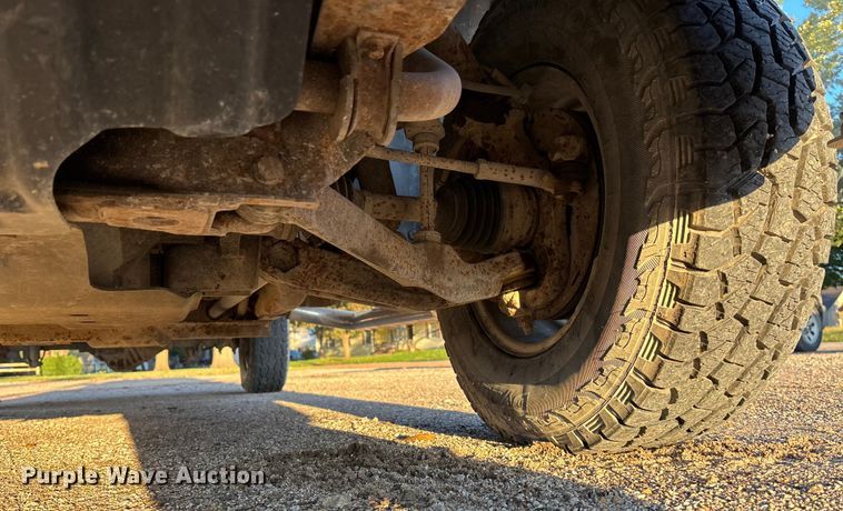 image for item EE4065 2006 GMC Sierra 2500HD pickup truck