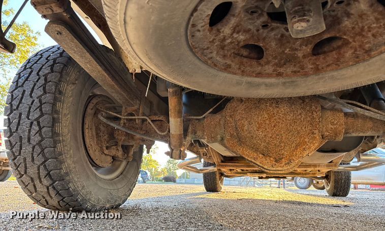 image for item EE4065 2006 GMC Sierra 2500HD pickup truck