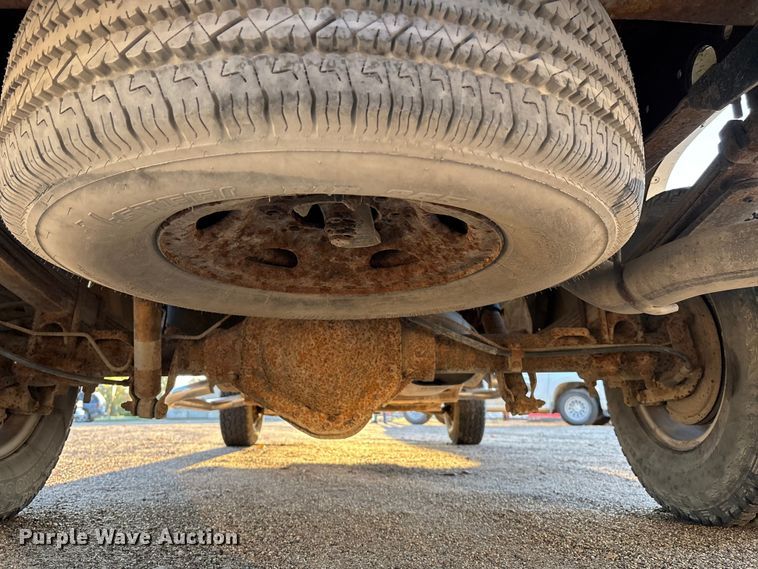 image for item EE4065 2006 GMC Sierra 2500HD pickup truck