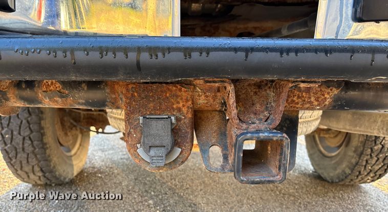 image for item EE4065 2006 GMC Sierra 2500HD pickup truck