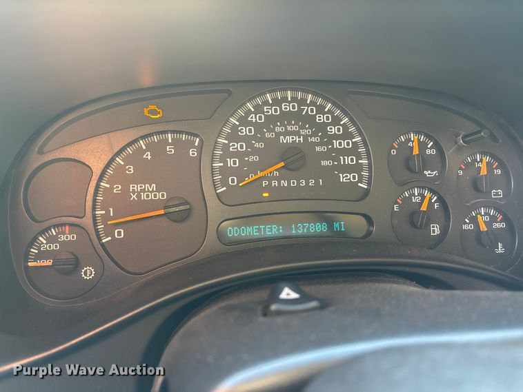 image for item EE4065 2006 GMC Sierra 2500HD pickup truck