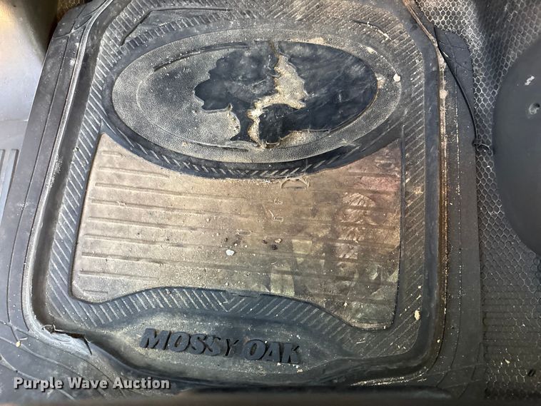 image for item EE4065 2006 GMC Sierra 2500HD pickup truck