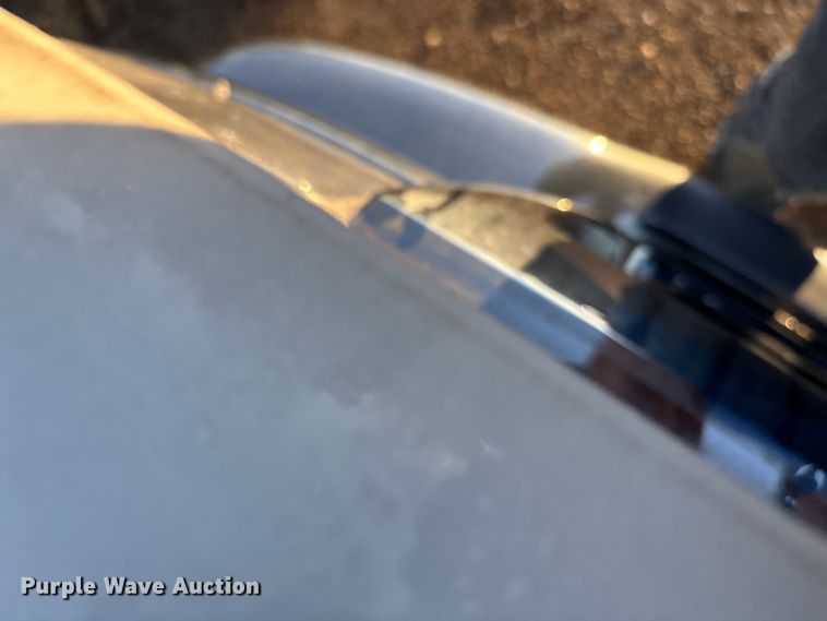 image for item EE4065 2006 GMC Sierra 2500HD pickup truck