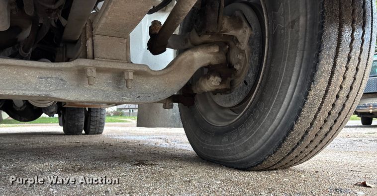 image for item EE4067 2001 Freightliner FL70 bucket truck