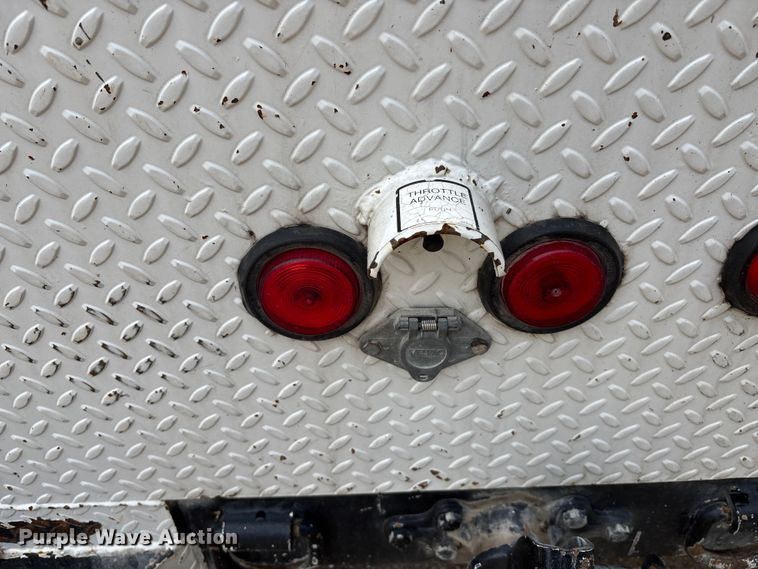 image for item EE4067 2001 Freightliner FL70 bucket truck