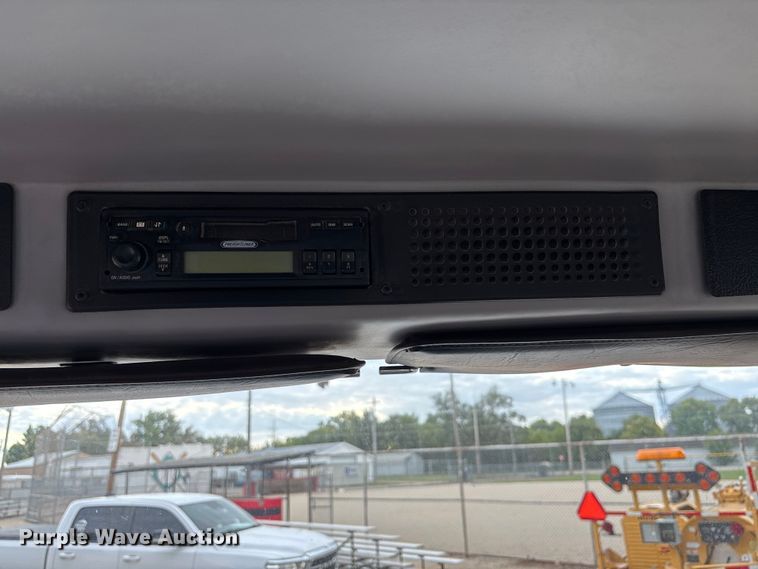 image for item EE4067 2001 Freightliner FL70 bucket truck