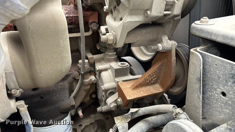 image for item EE4067 2001 Freightliner FL70 bucket truck