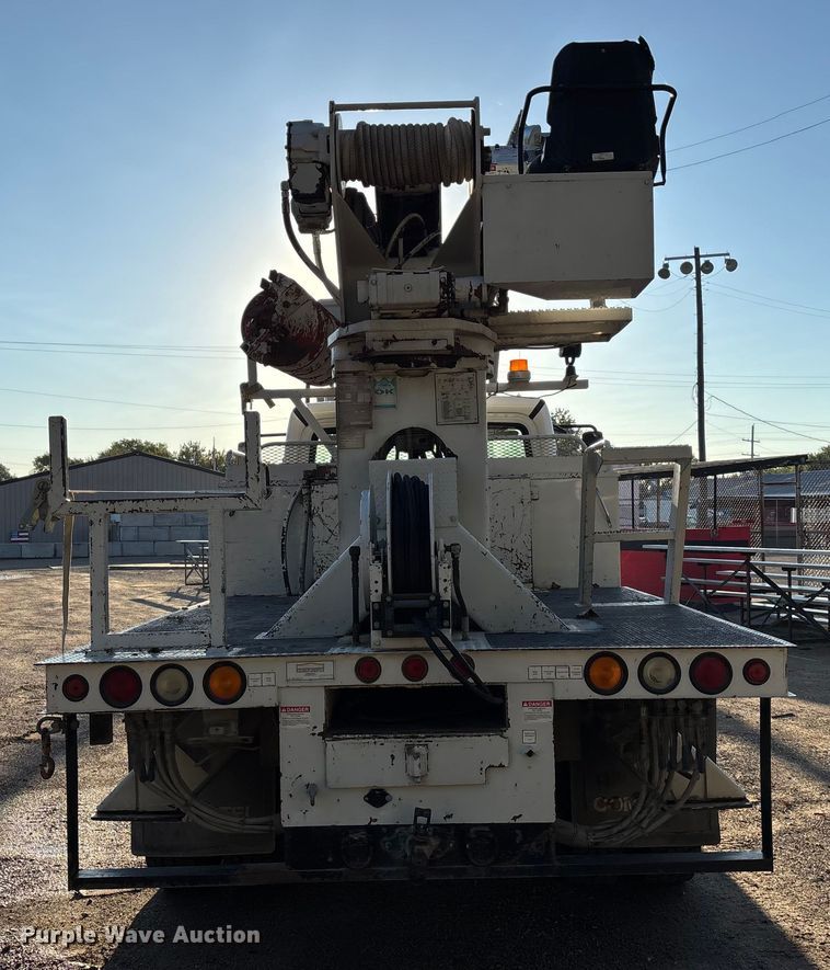 image for item EE4068 2003 Freightliner M2 digger derrick truck