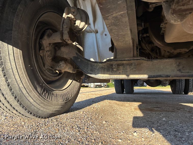 image for item EE4068 2003 Freightliner M2 digger derrick truck