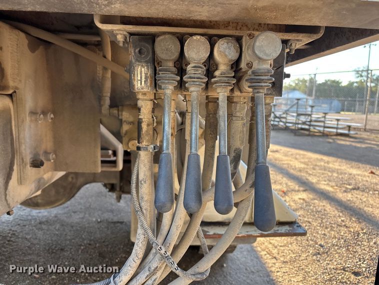 image for item EE4068 2003 Freightliner M2 digger derrick truck