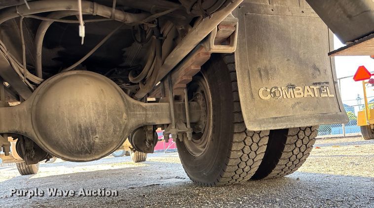 image for item EE4068 2003 Freightliner M2 digger derrick truck