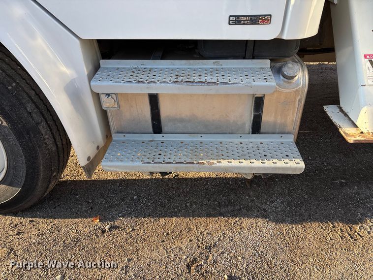 image for item EE4068 2003 Freightliner M2 digger derrick truck