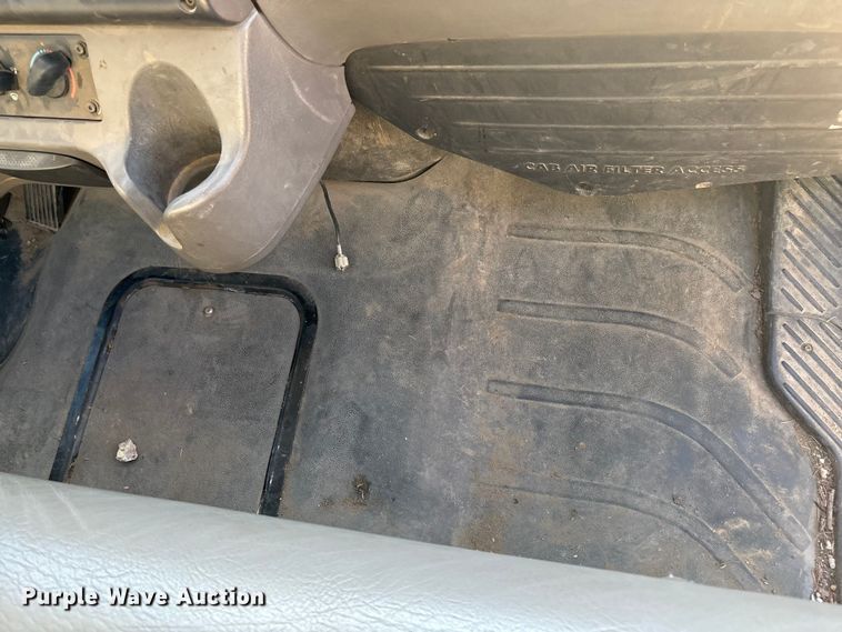 image for item EE4068 2003 Freightliner M2 digger derrick truck