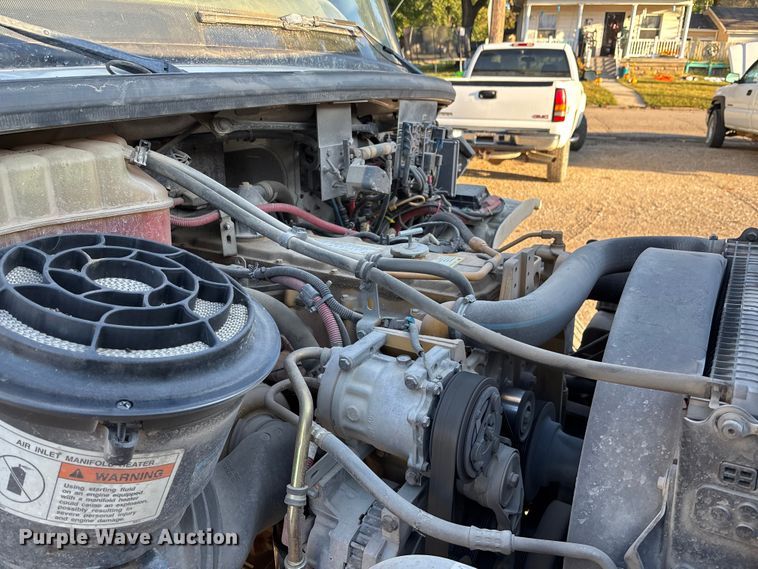 image for item EE4068 2003 Freightliner M2 digger derrick truck