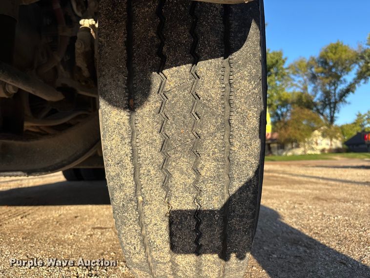 image for item EE4068 2003 Freightliner M2 digger derrick truck