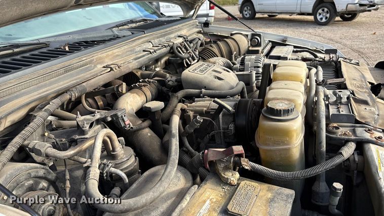 image for item EE4069 1999 Ford F550 Super Duty flatbed truck