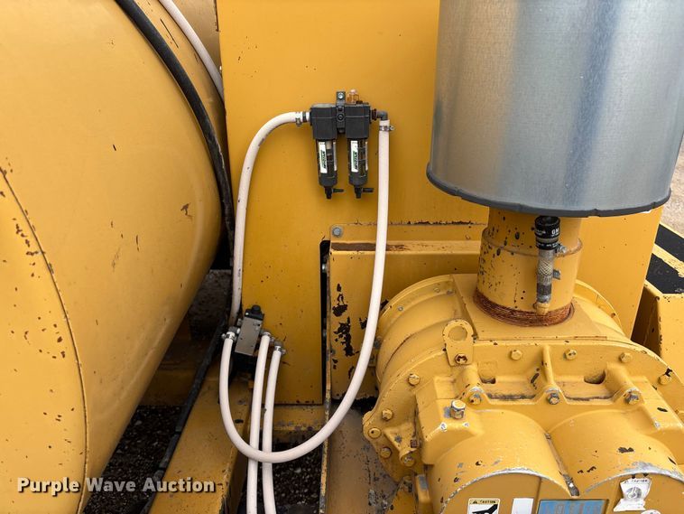 image for item EE4071 Rosco RA-200 melter applicator