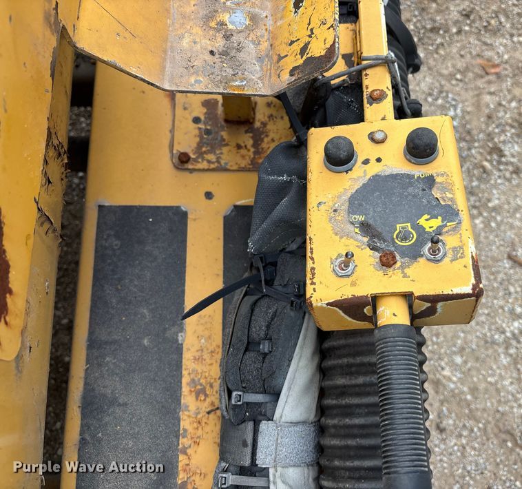 image for item EE4071 Rosco RA-200 melter applicator