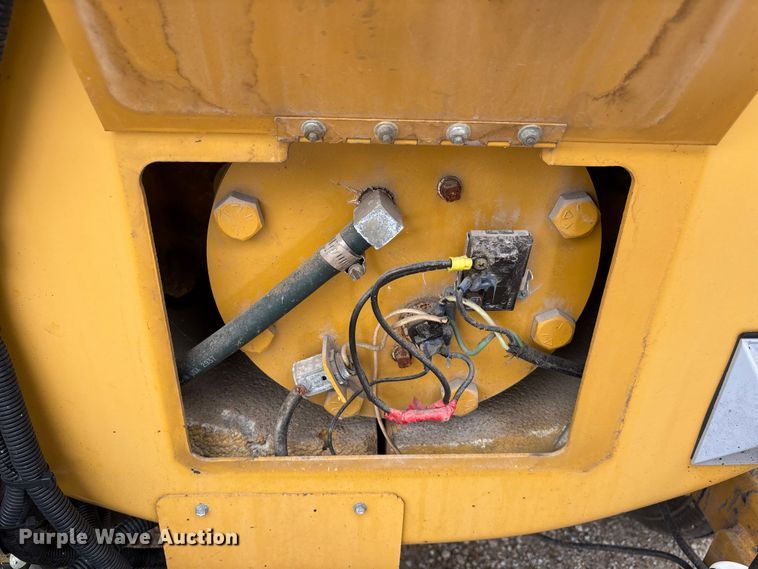 image for item EE4071 Rosco RA-200 melter applicator